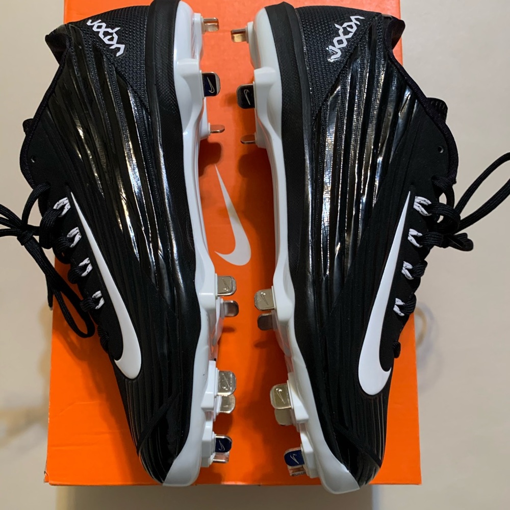 SOLD✔️✔️✔️